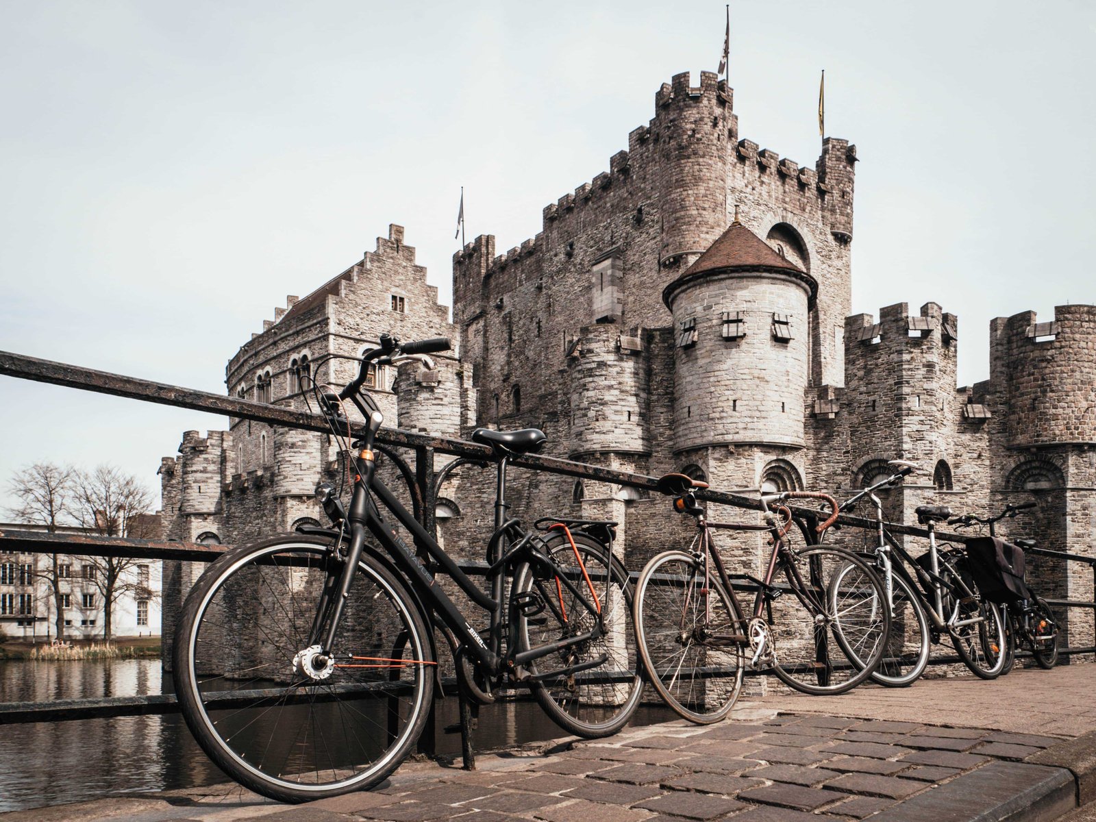 Discover the 18 Best Cities in Belgium Worth Visiting 6 Ghent Castle