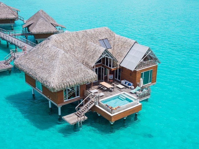 8 Luxurious Bora Bora Overwater Bungalows: Which To Choose? 8 InterContinental Bora Bora Resort & Thalasso Spa