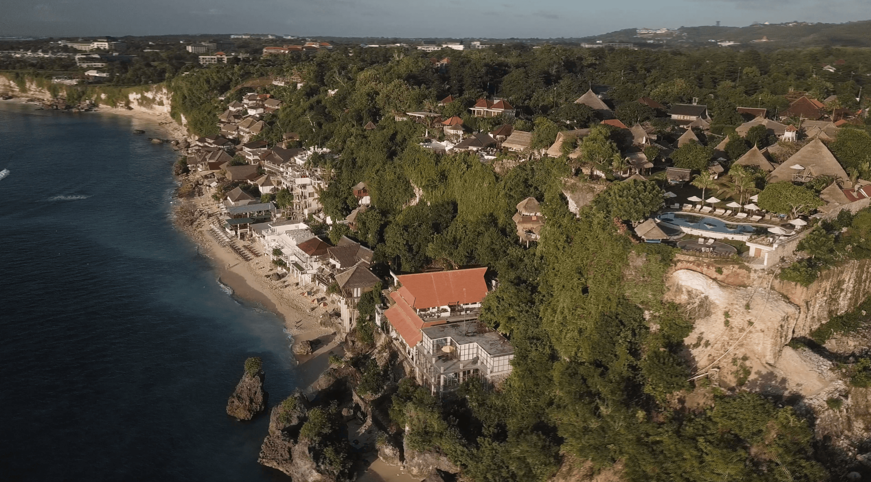 Bingin beach beachfront houses