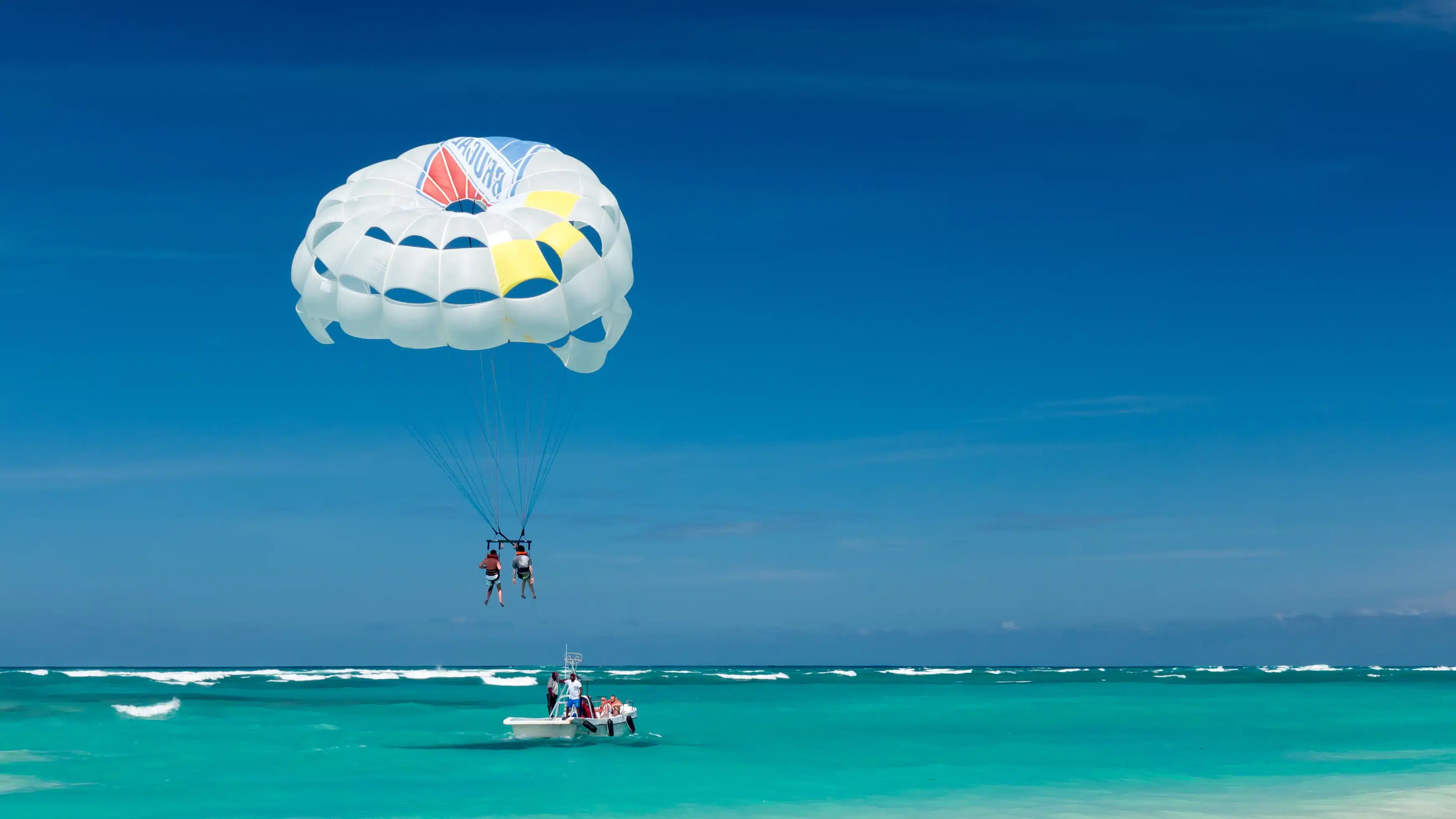 Parasailing at anna maria beach