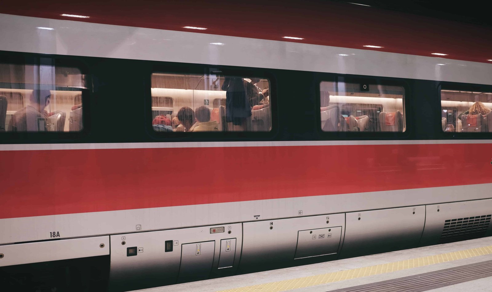 How to get from Naples to Sorrento (2026)! 4 Train to sorrento