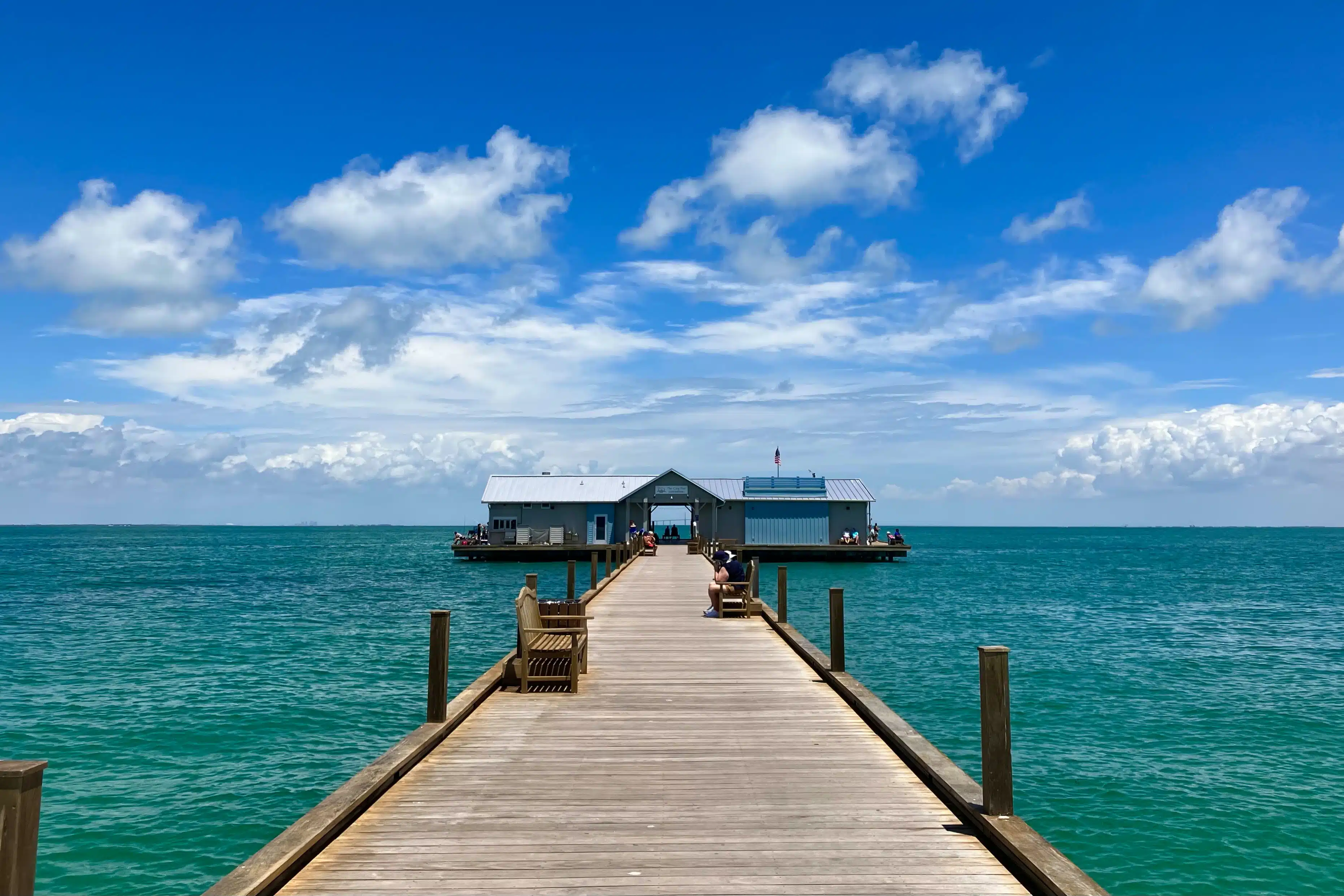 Anna Maria city pier by day