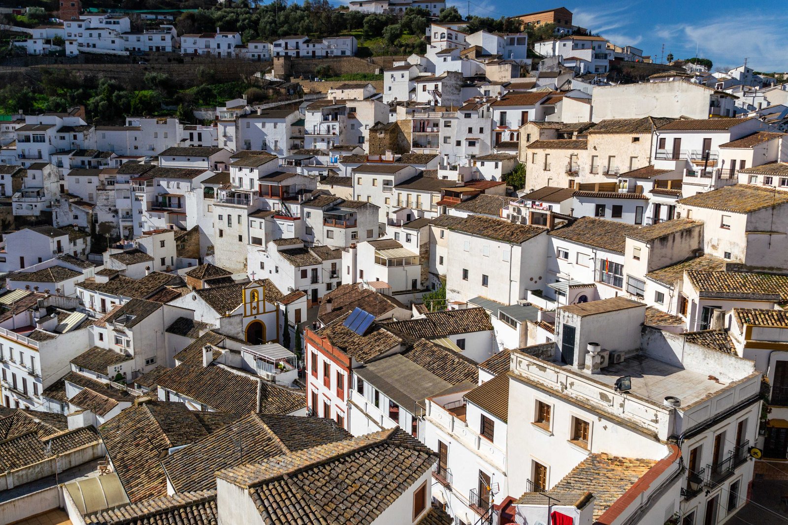 FULL Guide to Setenil de las Bodegas (2026 Edition) 6 Setenil de las Bodegas overview of the city