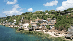 20 Fun Tips to Visit Padang Padang Beach Uluwatu