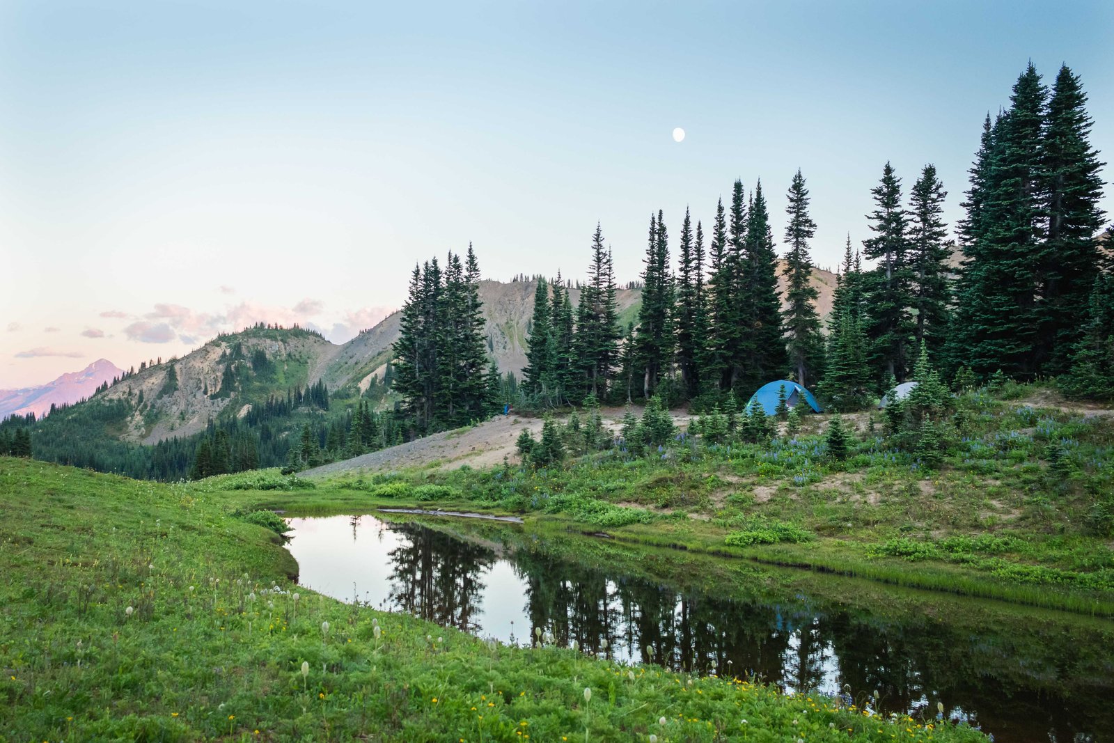 15 Best Places For Glamping In Iceland in 2026! 4 Being immersed by nature