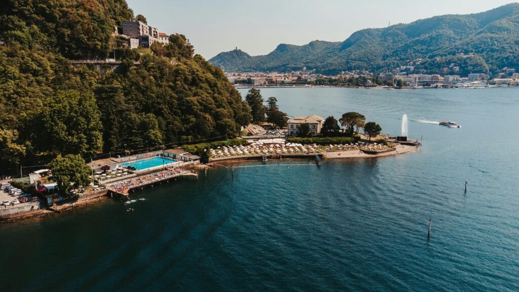 Map of Lake Como (Best Towns, Hotels & How to Plan Your Trip) 33 Lido at Lake Como