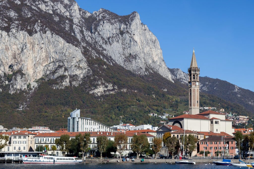 Map of Lake Como (Best Towns, Hotels & How to Plan Your Trip) 25 Lecco town