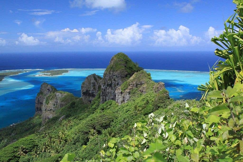 Society Islands: Travel Guide, Highlights and Map 13 Maupiti Island as one of the Society Islands