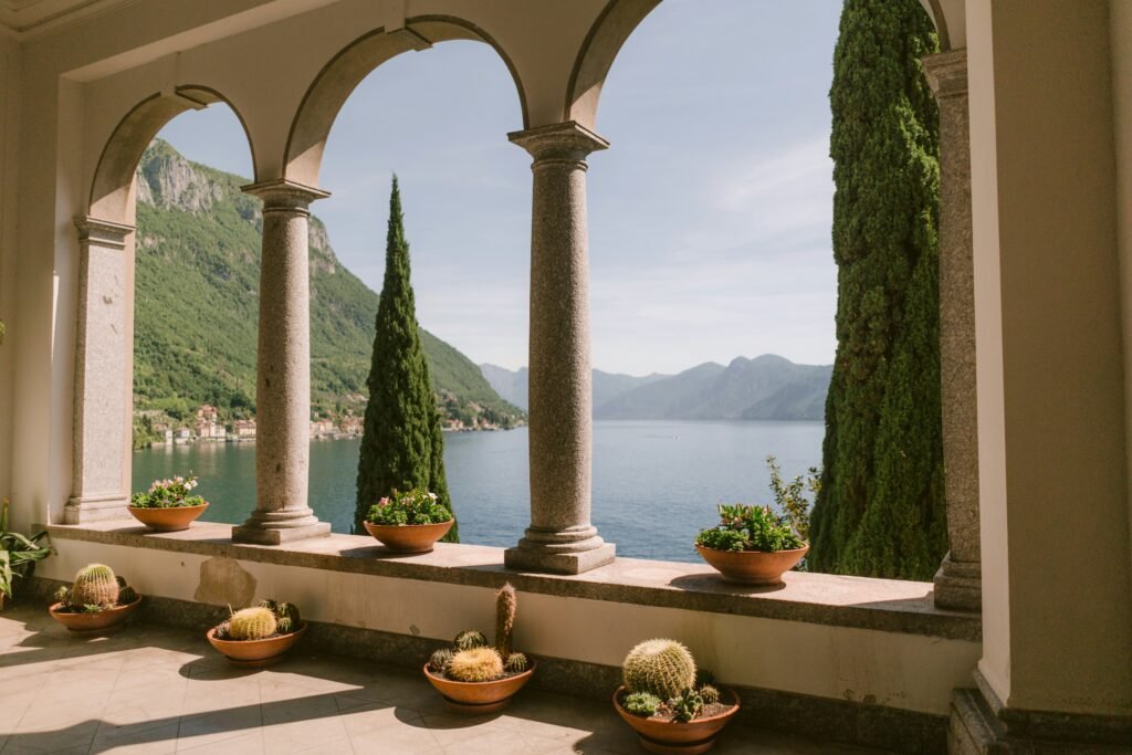 Map of Lake Como (Best Towns, Hotels & How to Plan Your Trip) 6 Villa from Lake Como