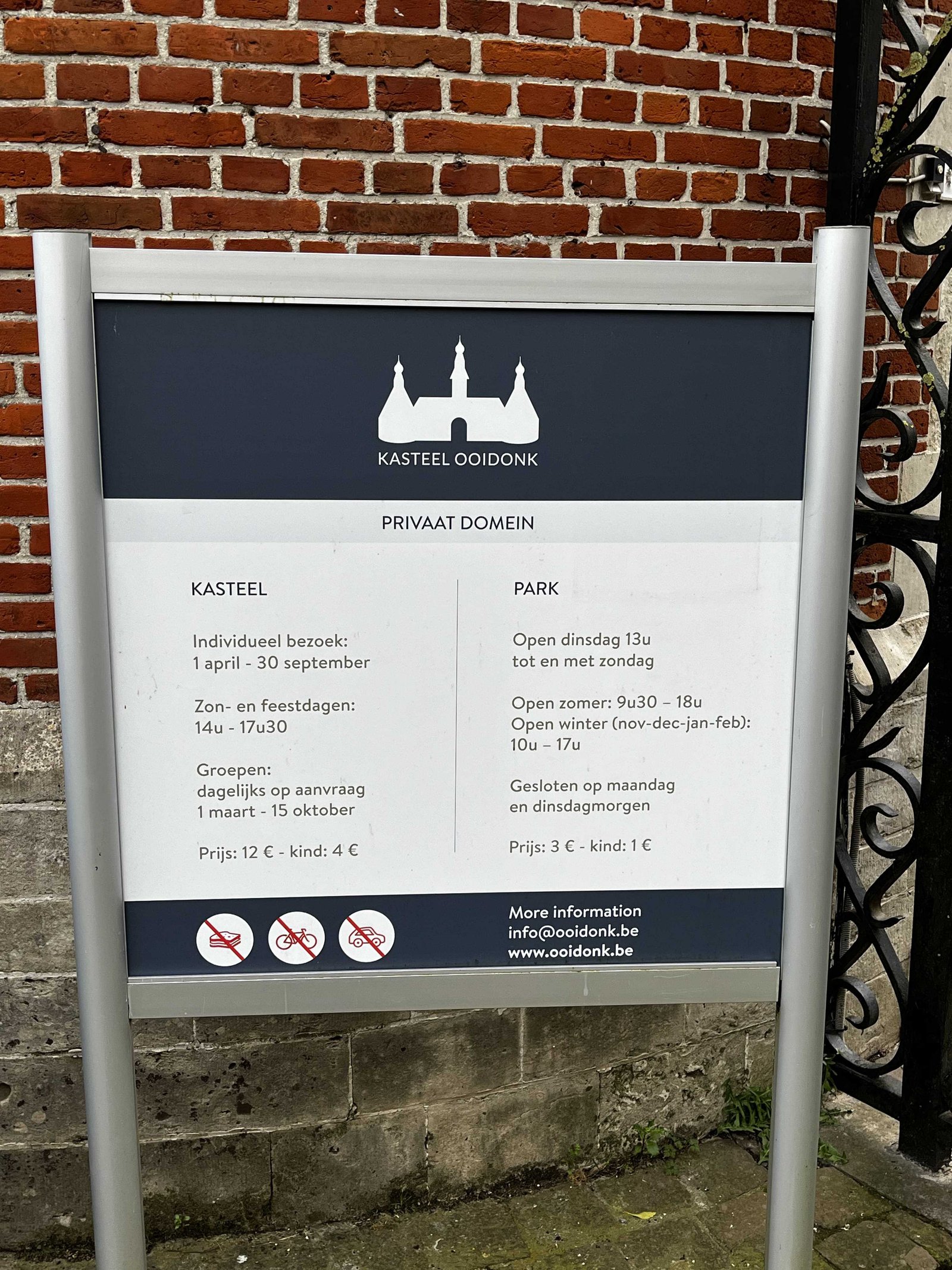 Ooidonk Castle Loop Hike: Review 12 Entry fee to the castle