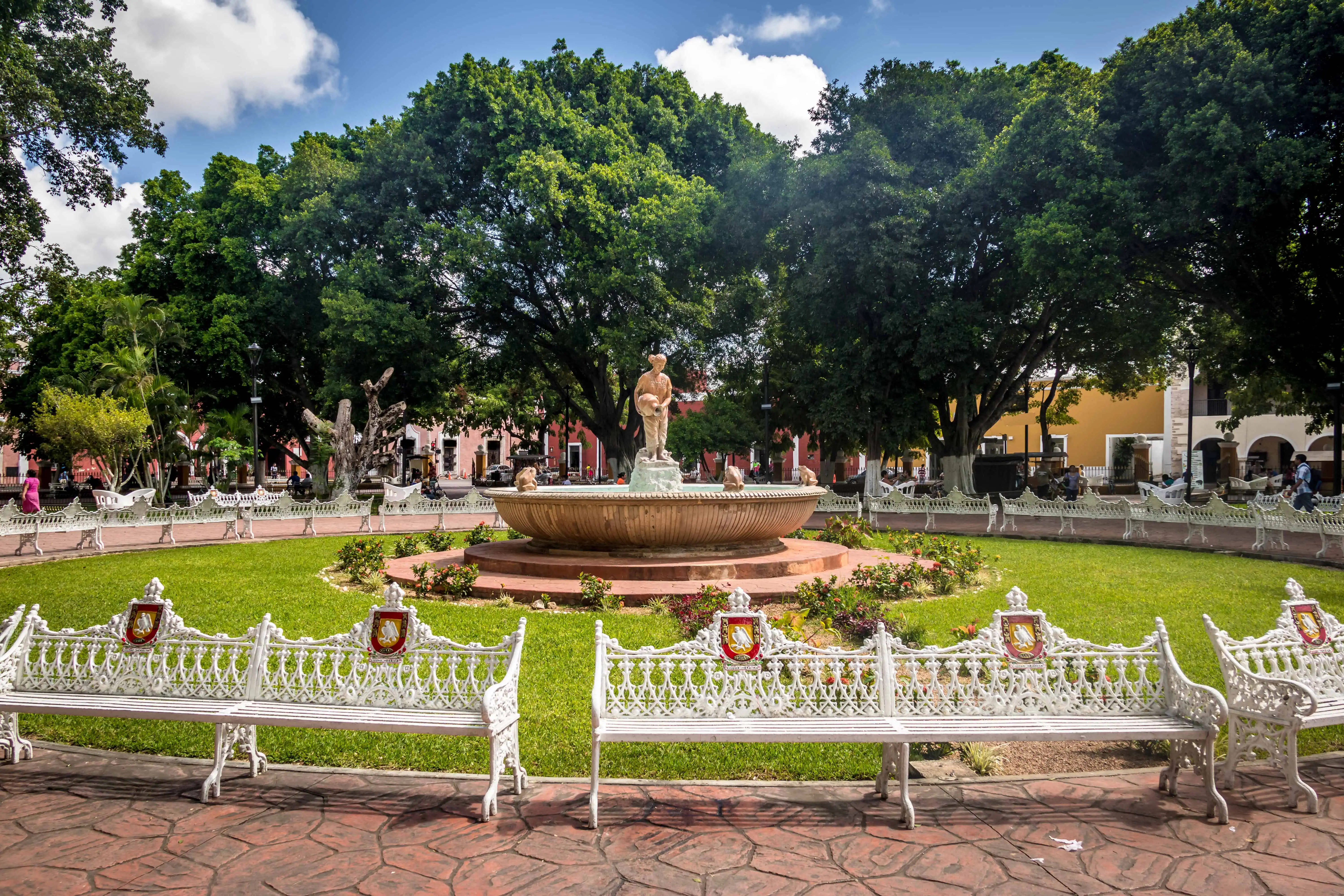 Fountain and main plaza - Valladolid, Mexico