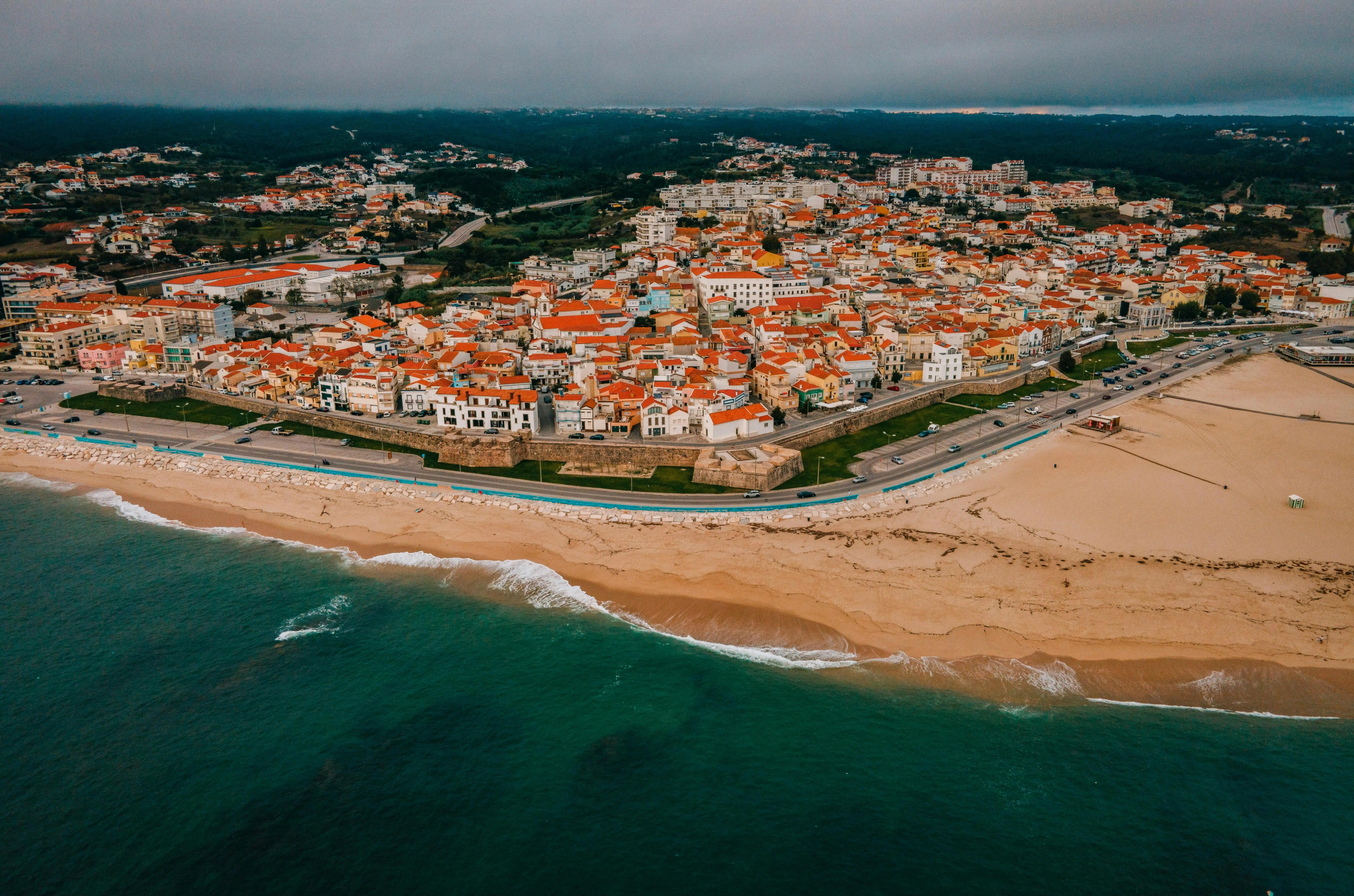 One of the best beaches in Figueira da Foz: Buarcos Beach