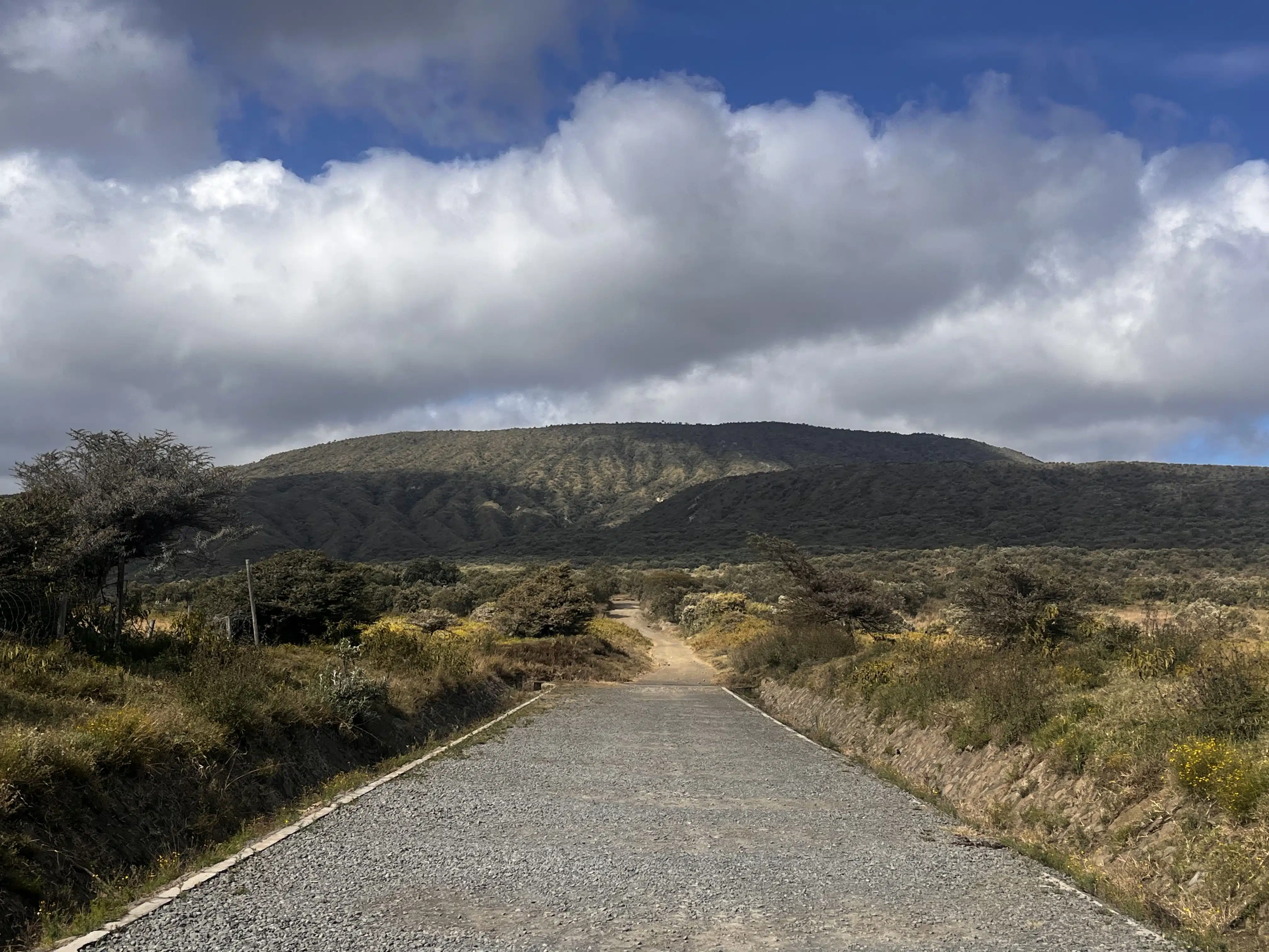 First part of the Mount Longonot hike is flat.