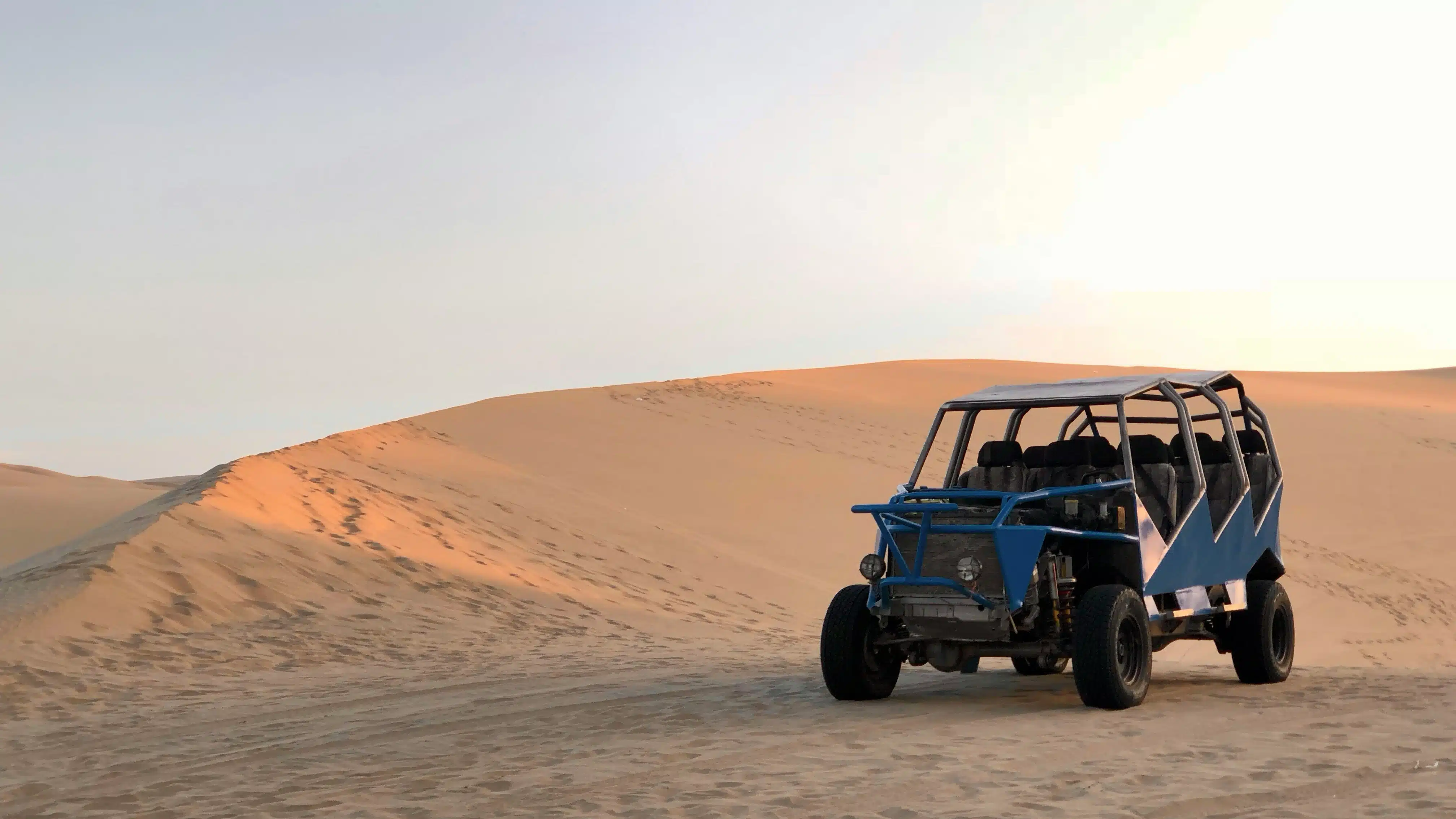 Dune buggy tour