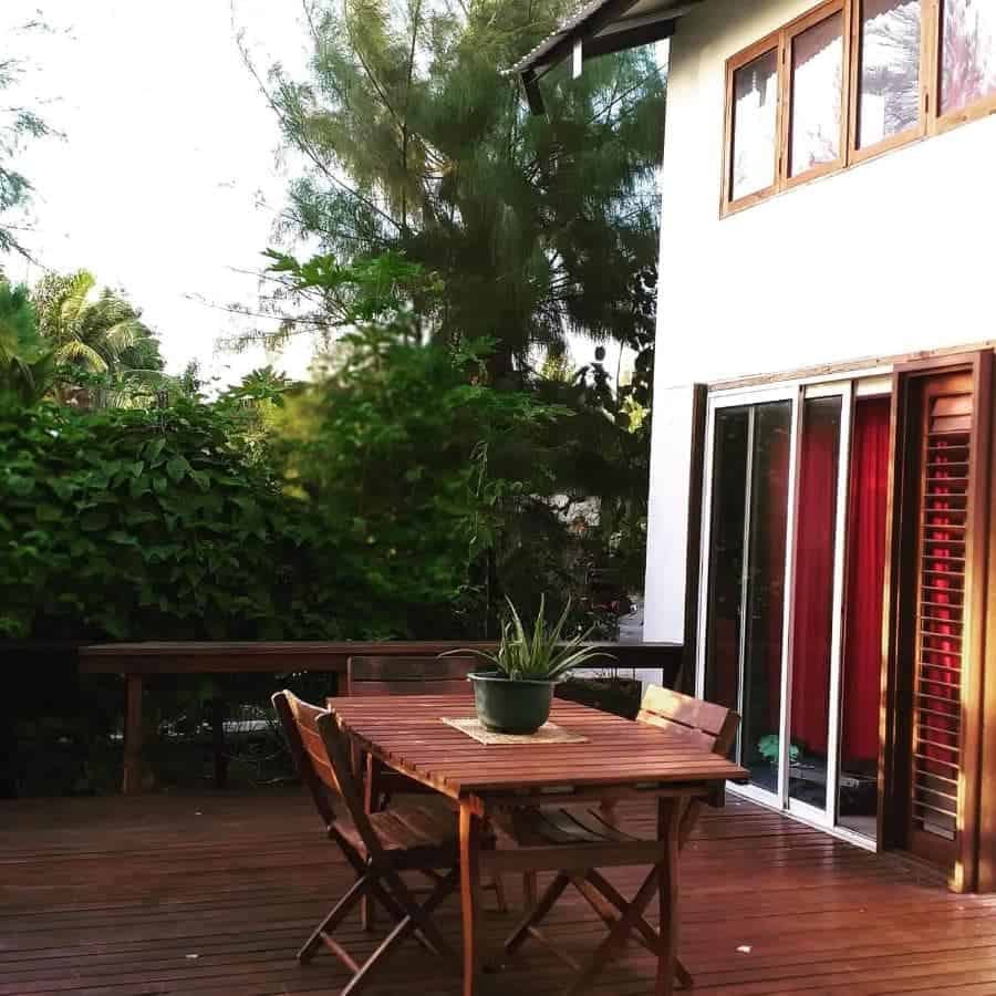 Best Place to Stay in Bora Bora (COMPLETE LIST) 31 Matira house