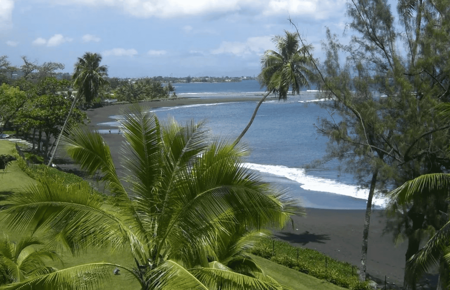 The TOP 12 Tahiti Beaches to Visit in 2026! 25 Lafayette Beach