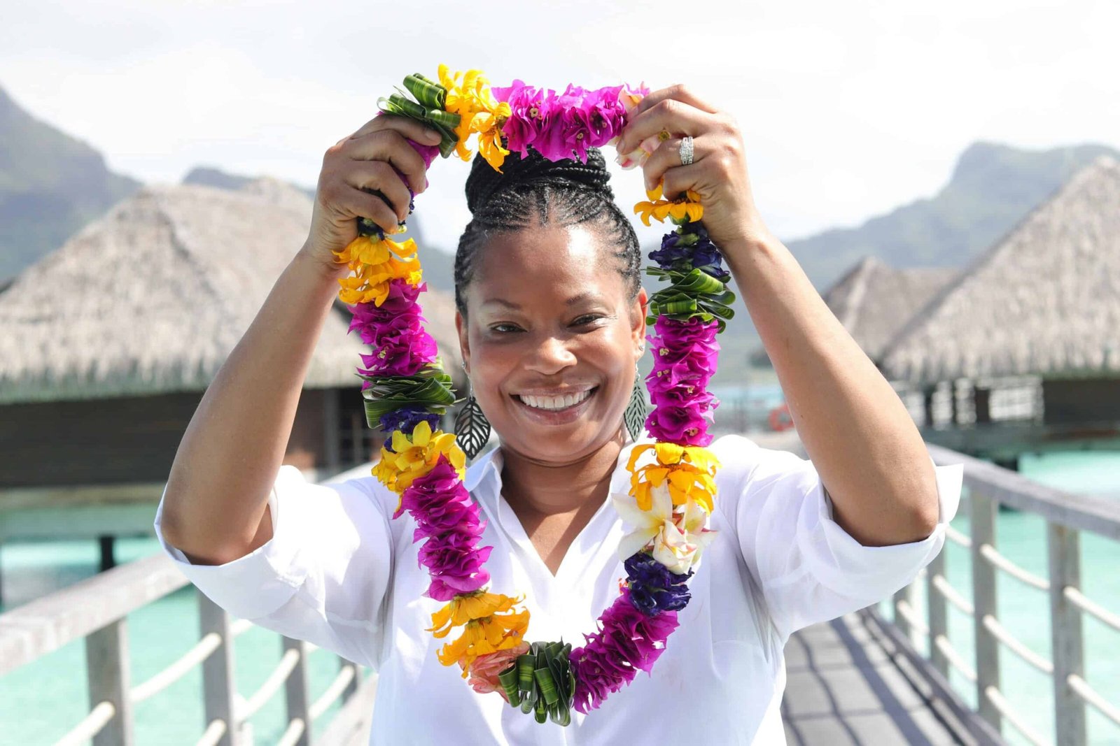 Bora Bora vs Moorea: 9 Key Differences To Choose The Best Island! 1 Bora bora honeymoon