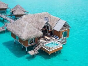 16 Best Overwater Bungalows in Tahiti (2026)!