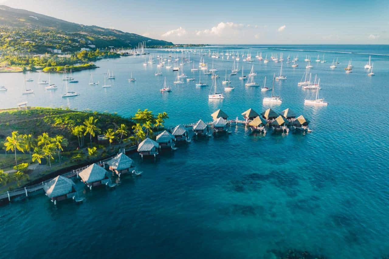 16 Best Overwater Bungalows in Tahiti (2026)! 22 InterContinental Tahiti Resort & Spa, an IHG Hotel