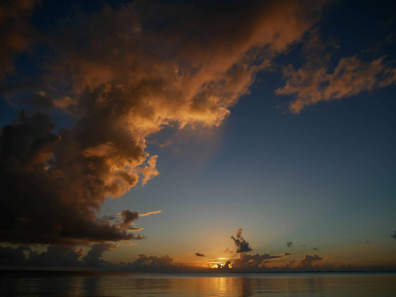 Fakarava Atoll: All You Need To Know For Your Visit in 2026! 3 Sunset in Fakarava