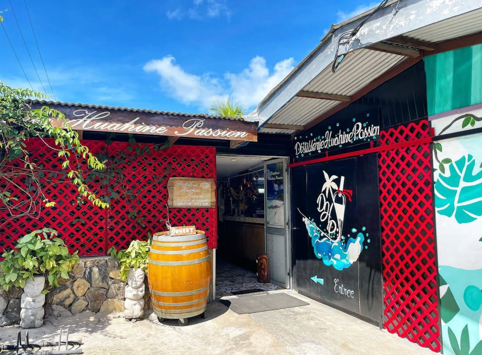 What Are The TOP 20 Things To Do In Huahine Island? 8 Huahine Distillerie Passion