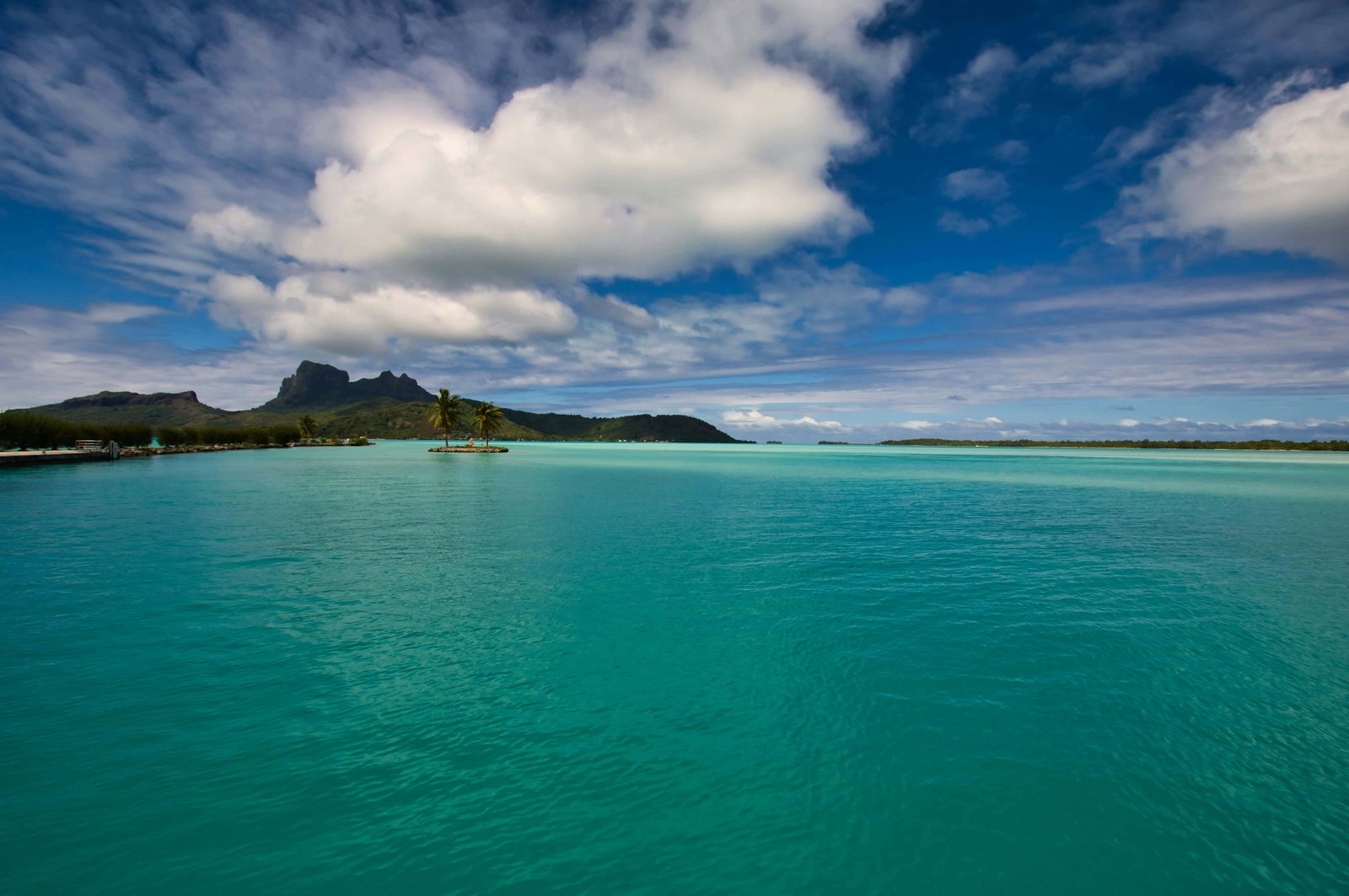 Top 8 hikes in Bora Bora: What To Expect From Them? 14 Bora Bora lagoon and island in the distance