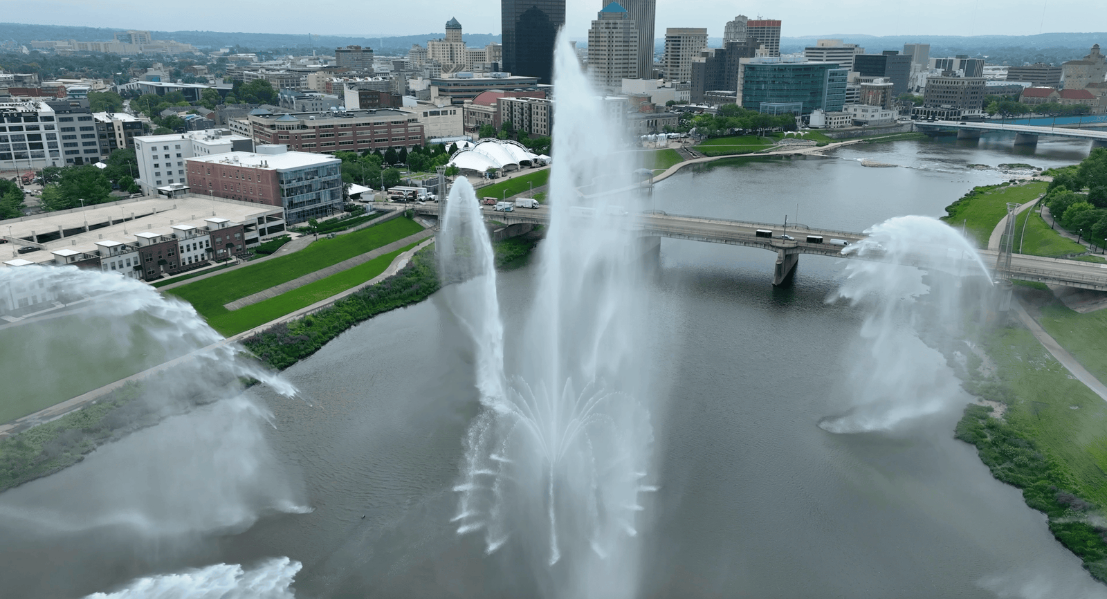 What Are The Top Things To Do in Dayton, Ohio? 3 Five Rivers Fountain of Lights over the Great Miami River, one of the best things to do in Dayton