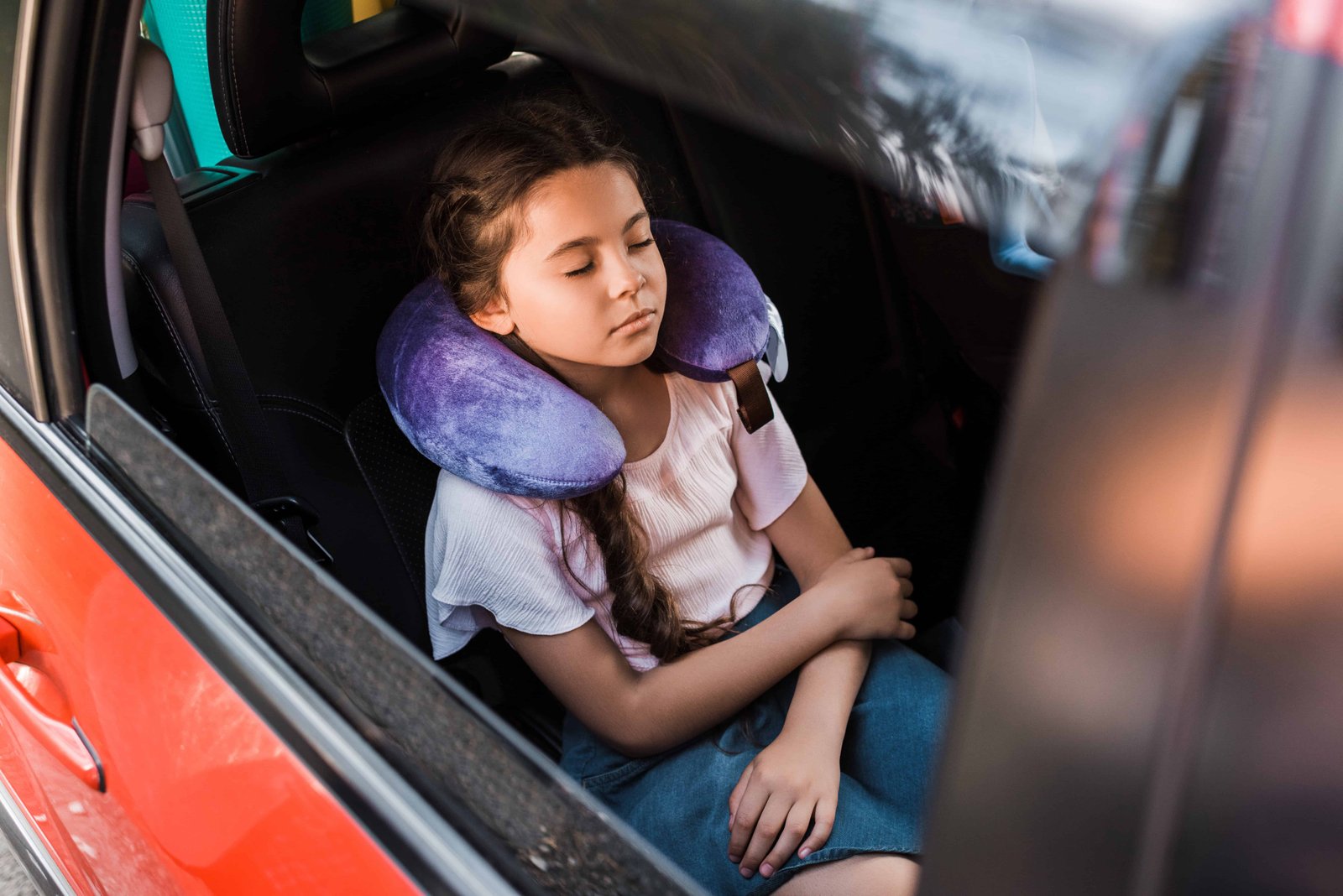 The Ultimate Guide to Road Trip Accessories for Couples 5 A travel pillow, one of the best road trip accessories