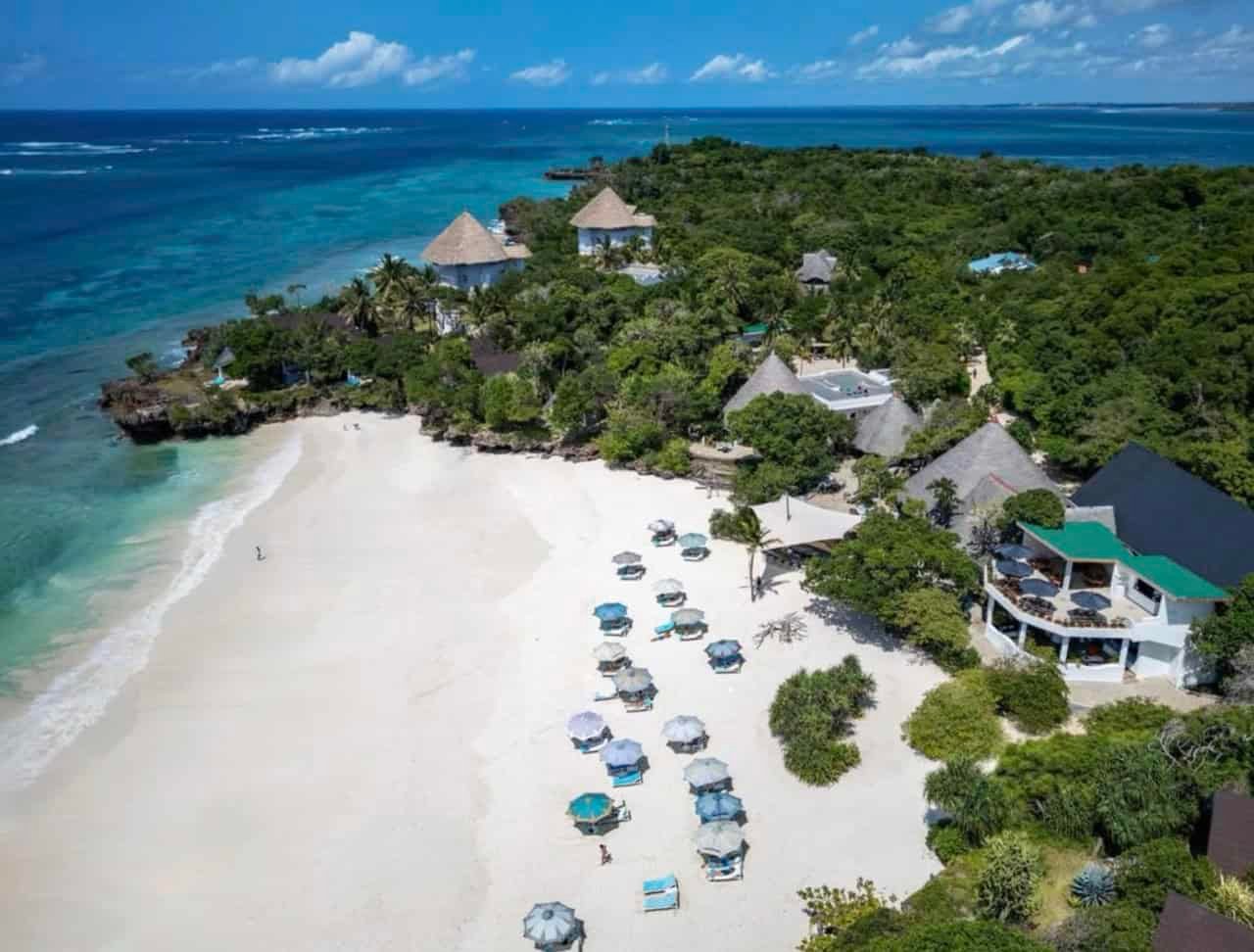 Top 18 Things to Do in Diani Beach: Expert Guide + Itinerary 12 Chale Island