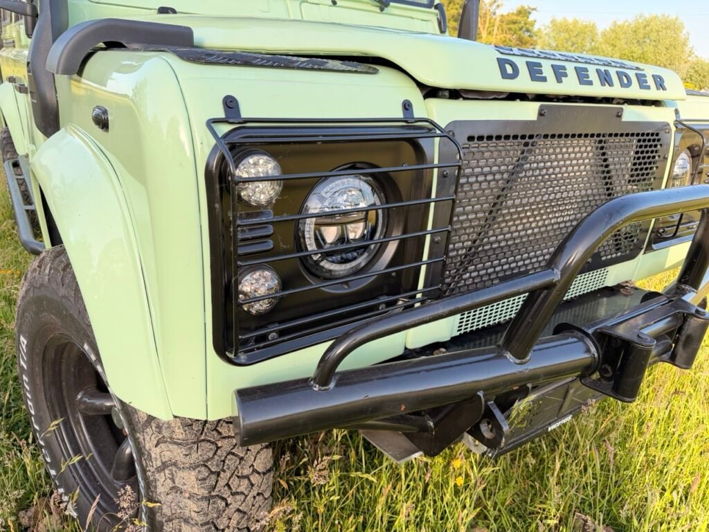 Lynx Halo LED headlights for Defender: review after installing them on our build 4 HALY Lync LED lights