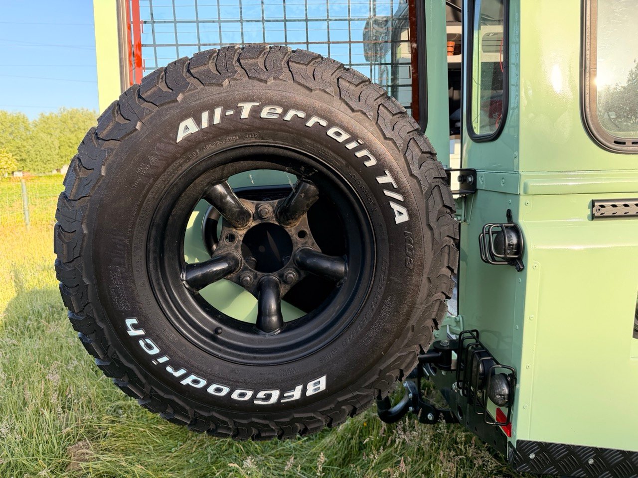 Defender swing away spare wheel carrier review: worth it for overland travel? 1 Britpart swing away spare wheel carrier
