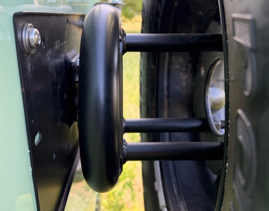 Defender swing away spare wheel carrier review: worth it for overland travel? 4 The begind of the spare wheel carrier