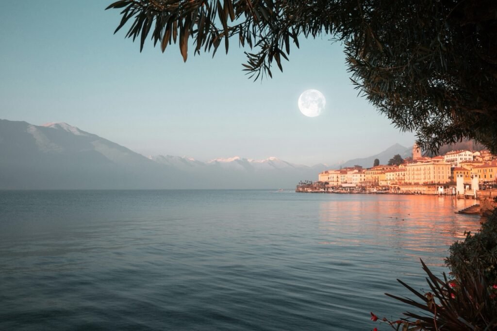 What Are The Best Things To Do In Bellagio ( Lake Como's most iconic town) 25 Bellagio view over the water