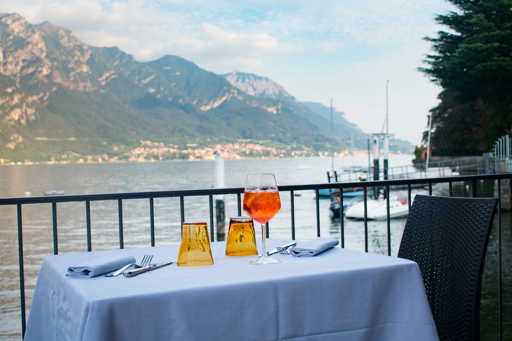 What Are The Best Things To Do In Bellagio ( Lake Como's most iconic town) 13 Lakeside dinner Bellagio