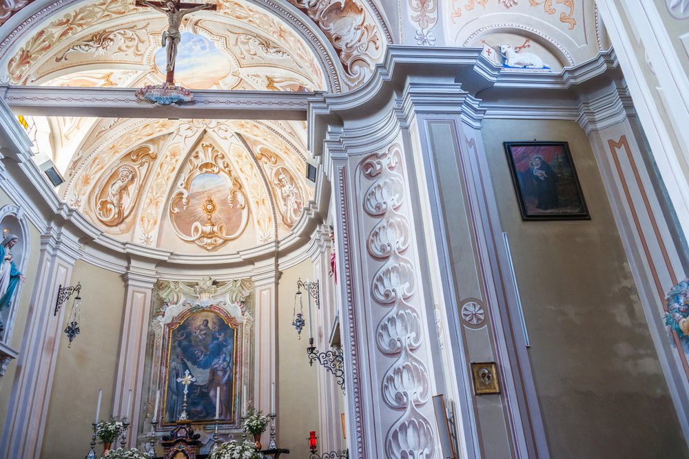 Menaggio Italy Guide: Top Things To Do + Itinerary for 2026! 5 Menaggio church